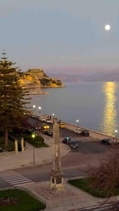 Casa Di Rosi, Seaview In Corfu Town Appartement